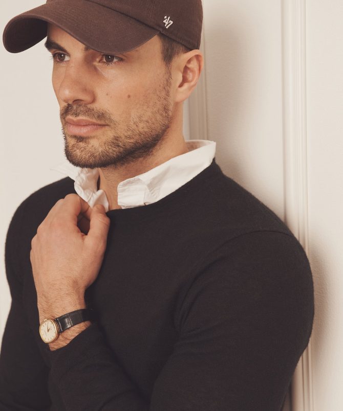 Super Fine Cashmere Long Sleeve Crewneck - Image 12