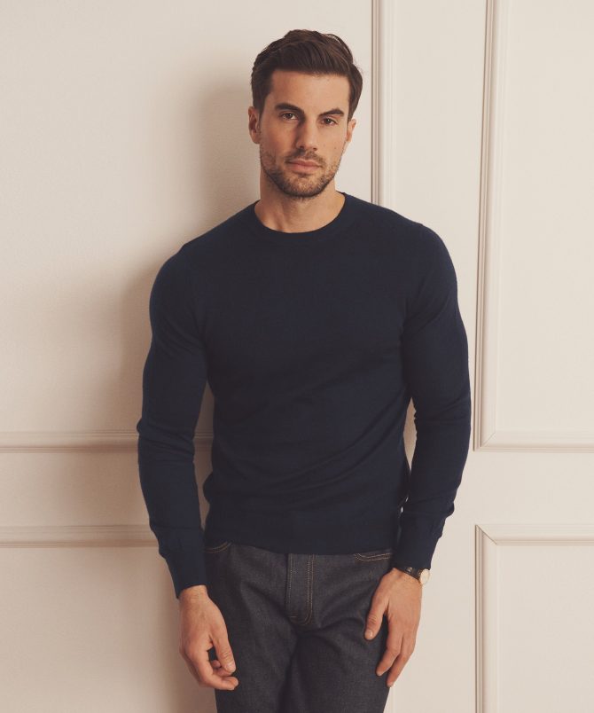 Super Fine Cashmere Long Sleeve Crewneck - Image 19