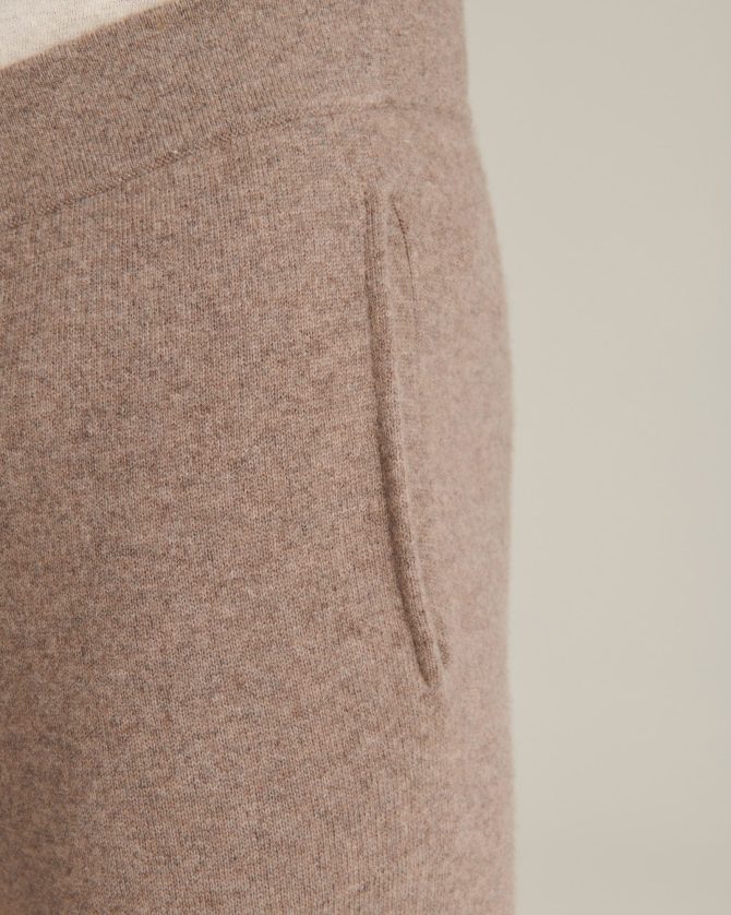 Recycled Cashmere Jogger - Image 35