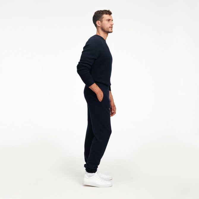 Recycled Cashmere Jogger - Image 10