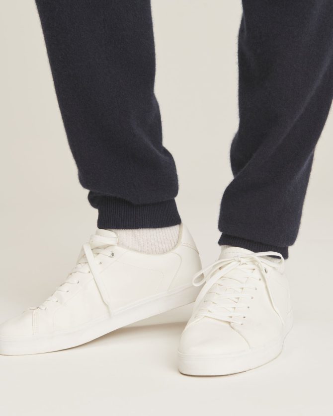Off-Duty Cashmere Jogger - Image 52