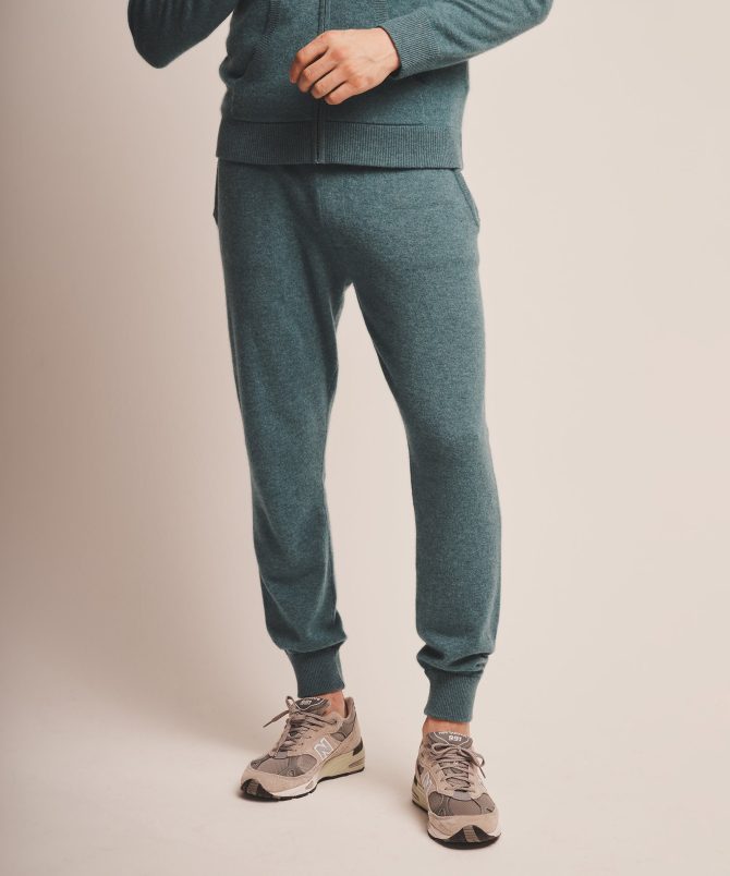 Off-Duty Cashmere Jogger - Image 6