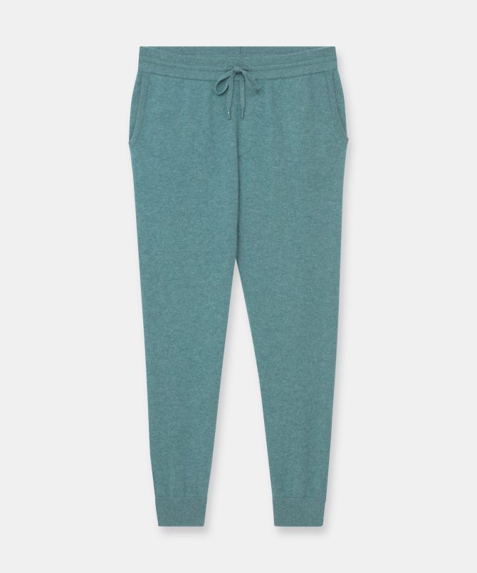 Off-Duty Cashmere Jogger - Image 11