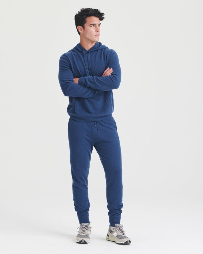 Off-Duty Cashmere Jogger - Image 20