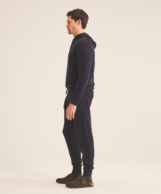Off-Duty Cashmere Jogger - Image 48
